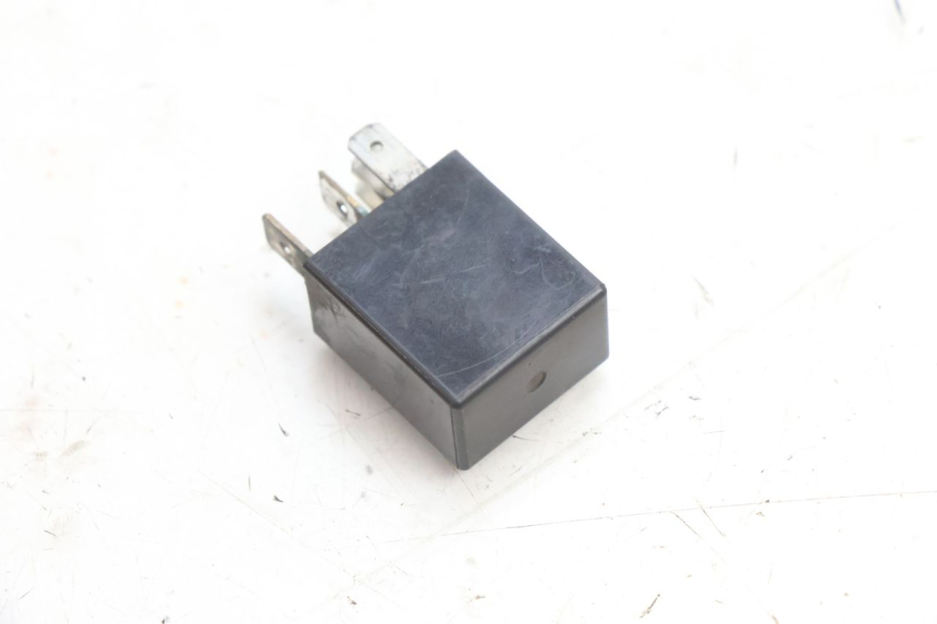 photo de RELE PIAGGIO LIBERTY IGET 4T 50 (2021 - 2025) - Altra angolazione
