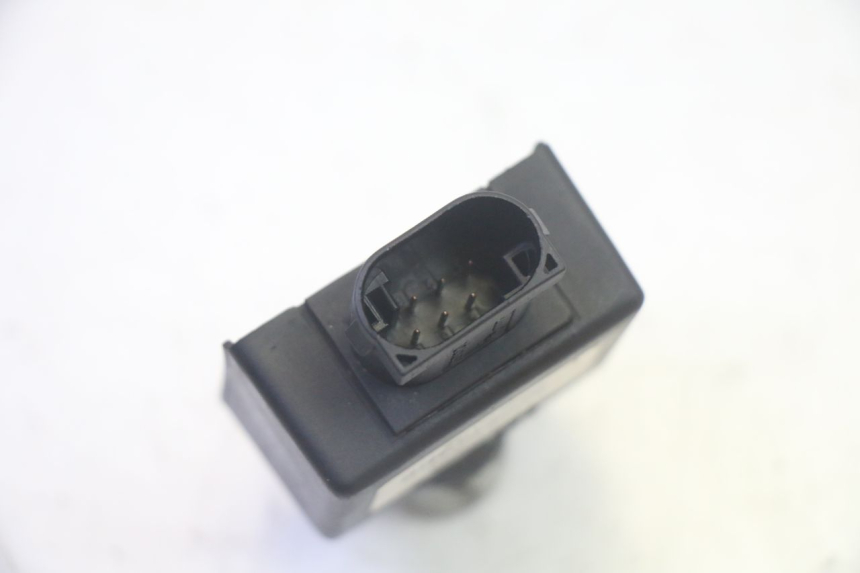 photo de RELE' ELETTRICO PEUGEOT LUDIX 50 (2005 - 2007) - Altra angolazione