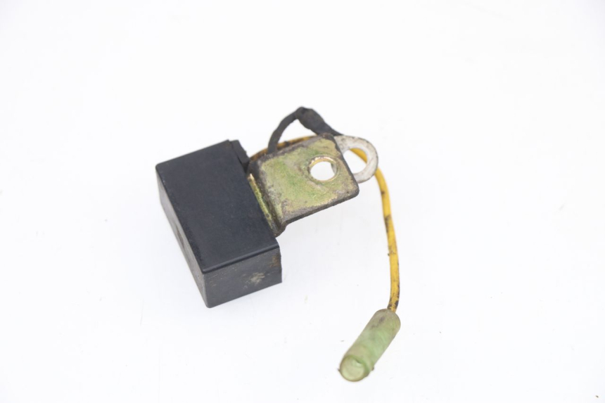 photo de Relè elettrico MBK MAGNUM RACING XR LC 50 (1996 - 2001) - Dettaglio del componente