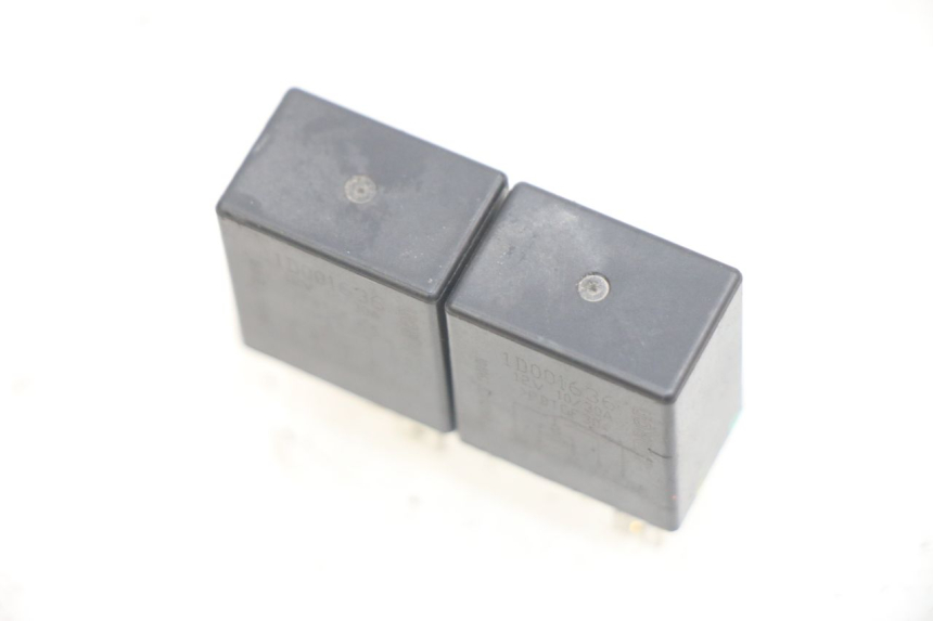 photo de RELE' ELETTRICO PIAGGIO MEDLEY 125 (2016 - 2023) - Zoom sullo stato d'uso