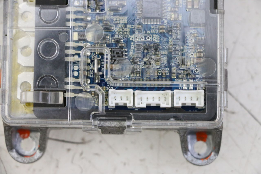 photo de RELAY ELETTRICO XIAOMI MI PRO 2 1 - Vista d'insieme del prodotto