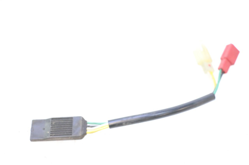 photo de Relè elettrico SYM MIO 50 (2005 - 2010) - Primo piano tecnico