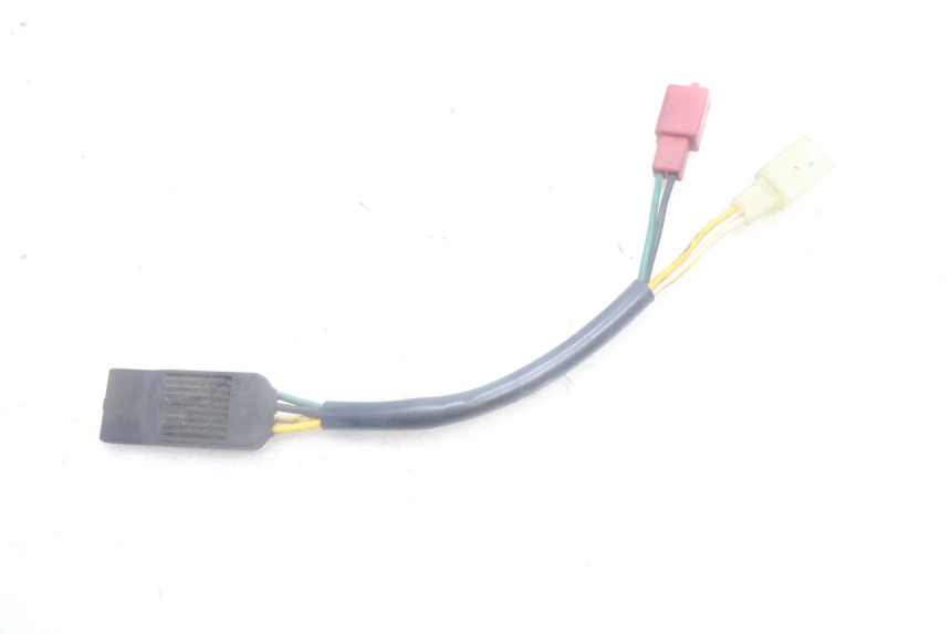 photo de Relè elettrico SYM MIO 50 (2005 - 2010) - Zoom sullo stato d'uso