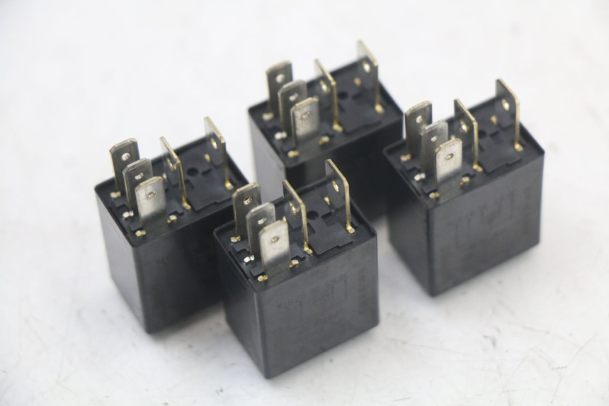 photo de RELE PIAGGIO MP3 HPE 350 (2018 - 2020) - Dettaglio del componente