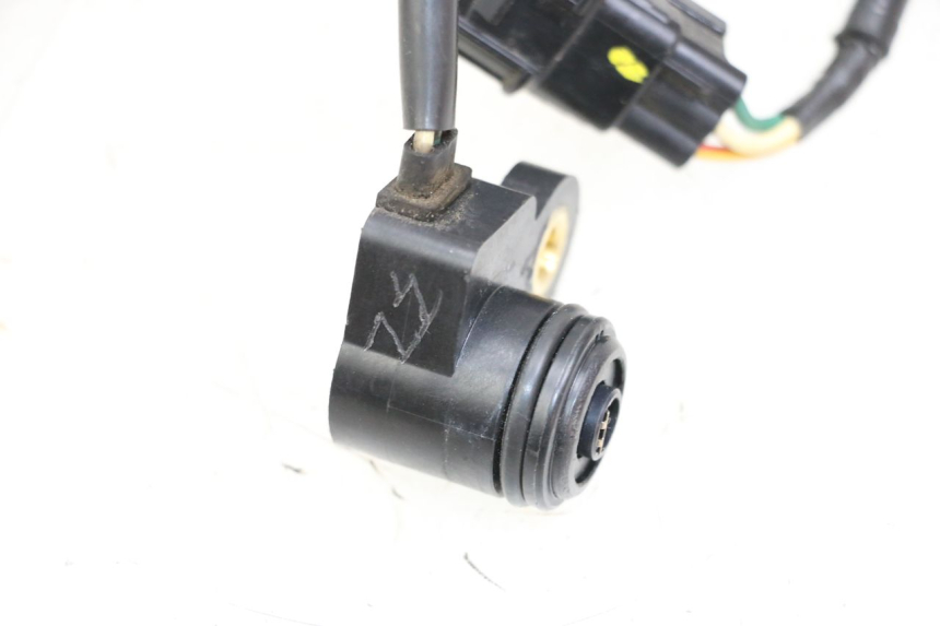 photo de RELE PIAGGIO MP3 HPE 350 (2018 - 2020) - Zoom sullo stato d'uso