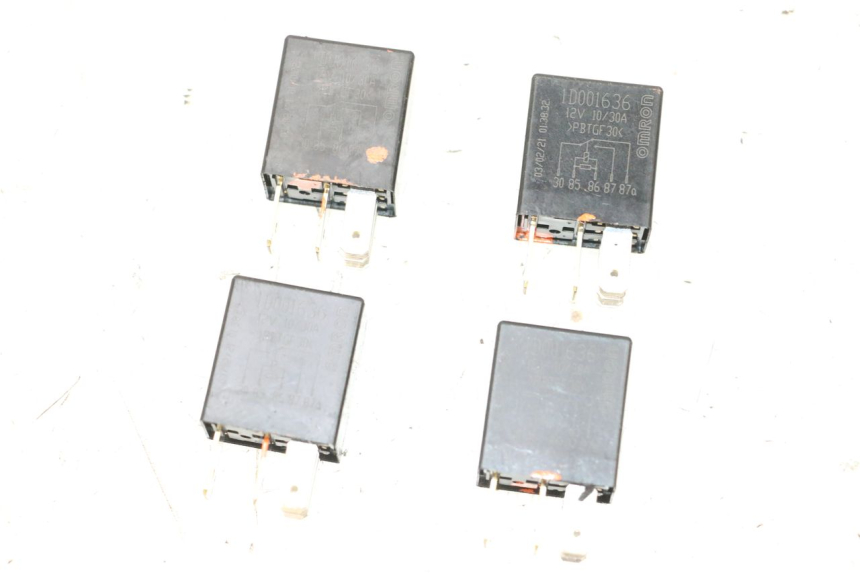 photo de RELE PIAGGIO MP3 HPE 300 (2019 - 2026) - Vista principale