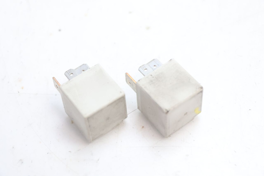 photo de RELE PIAGGIO MP3 HPE 530 (2022 - 2026) - Altra angolazione
