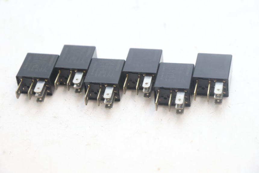 photo de RELE PIAGGIO MP3 HPE 530 (2022 - 2026) - Dettaglio del componente