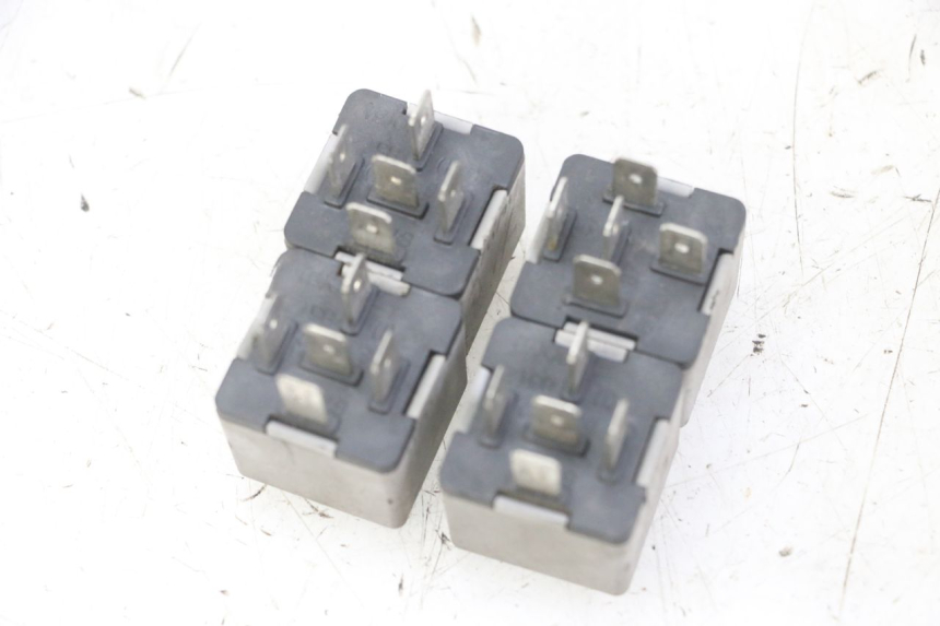 photo de RELAY ELETTRICO PIAGGIO MP3 LT 300 (2010 - 2016) - Zoom sullo stato d'uso