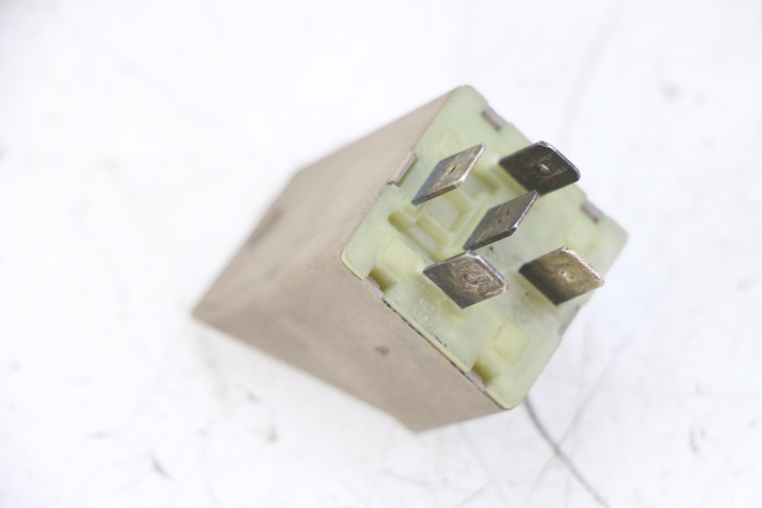 photo de RELE' ELETTRICO PIAGGIO MP3 LT 400 (2007 - 2012) - Zoom sullo stato d'uso