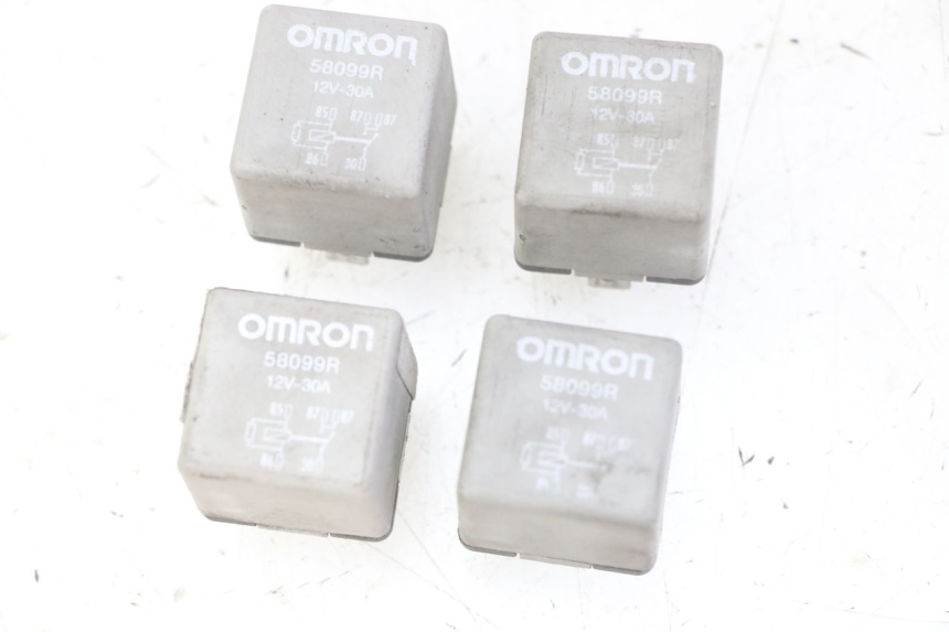 photo de RELE' ELETTRICO PIAGGIO MP3 LT 300 (2010 - 2016) - Altra angolazione