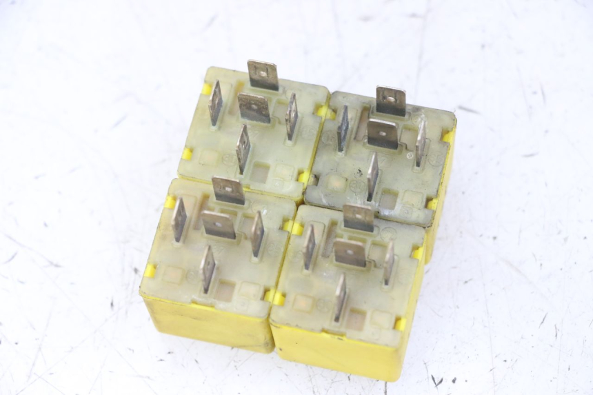 photo de RELE' ELETTRICO PIAGGIO MP3 LT 400 (2007 - 2012) - Dettaglio del componente