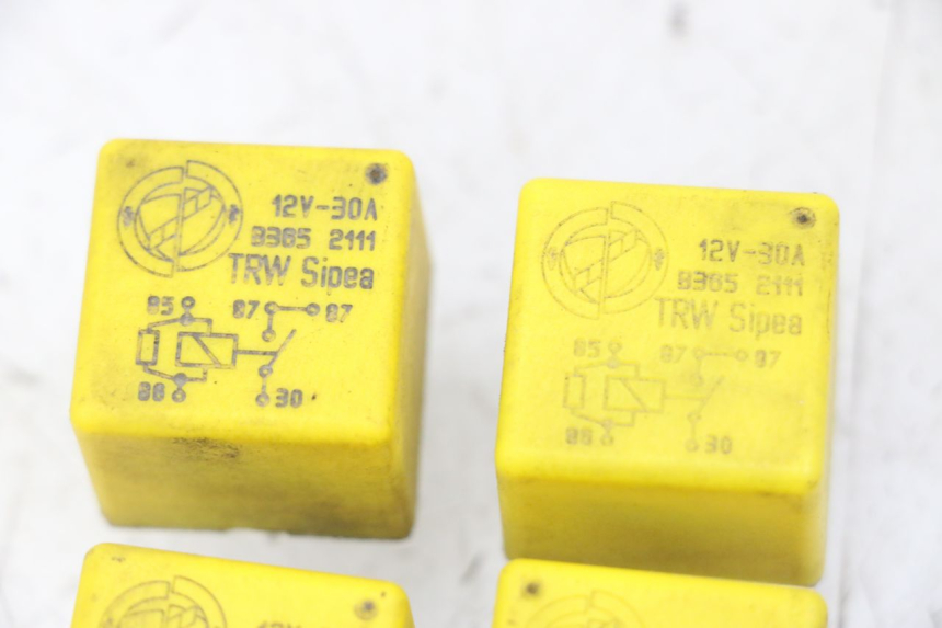 photo de RELE' ELETTRICO PIAGGIO MP3 LT 400 (2007 - 2012) - Zoom sullo stato d'uso