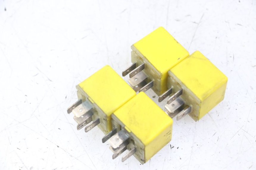 photo de RELE' ELETTRICO PIAGGIO MP3 LT 400 (2007 - 2012) - Altra angolazione