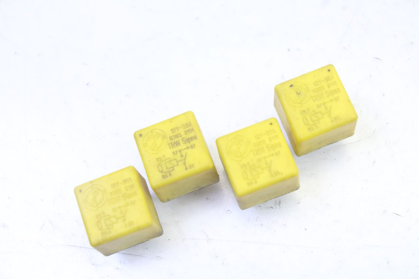 photo de RELE' ELETTRICO PIAGGIO MP3 LT 300 (2010 - 2016) - Zoom sullo stato d'uso