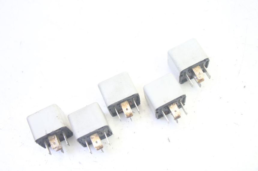 photo de RELE' ELETTRICO PIAGGIO MP3 LT 400 (2007 - 2012) - Zoom sullo stato d'uso