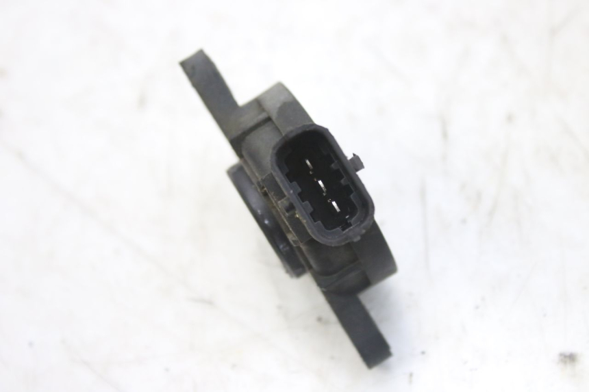 photo de RELE' ELETTRICO PIAGGIO MP3 RL 250 (2006 - 2010) - Zoom sullo stato d'uso