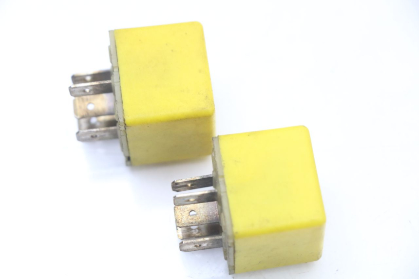 photo de RELE' ELETTRICO PIAGGIO MP3 125 (2006 - 2014) - Vista principale