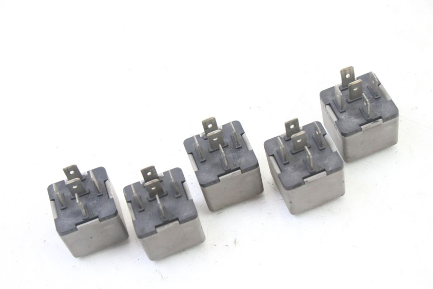 photo de RELE' ELETTRICO PIAGGIO MP3 500 (2011 - 2015) - Zoom sullo stato d'uso