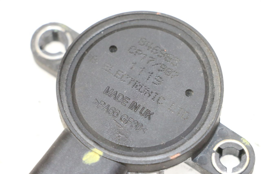 photo de RELE' ELETTRICO PIAGGIO MP3 RL 250 (2006 - 2010) - Zoom sullo stato d'uso