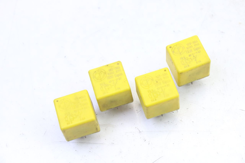 photo de RELE' ELETTRICO PIAGGIO MP3 RL 250 (2006 - 2010) - Vista principale