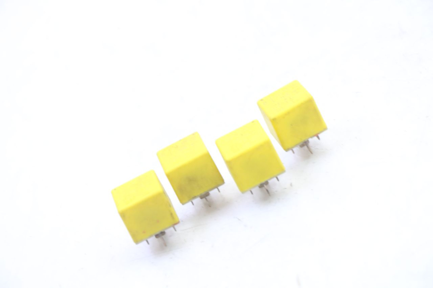 photo de RELE' ELETTRICO PIAGGIO MP3 RL 250 (2006 - 2010) - Dettaglio del componente