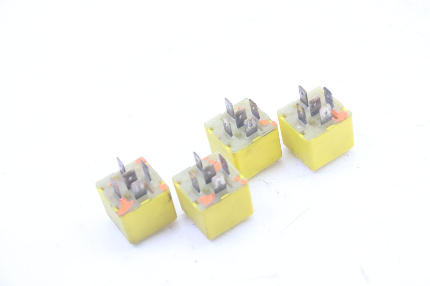 photo de RELE' ELETTRICO PIAGGIO MP3 RL 250 (2006 - 2010) - Zoom sullo stato d'uso