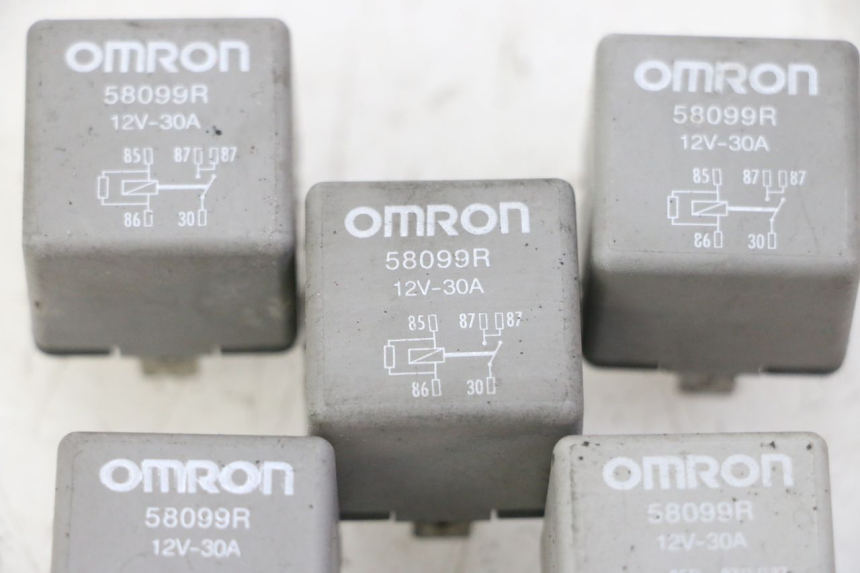 photo de RELE' ELETTRICO PIAGGIO MP3 500 (2011 - 2015) - Dettaglio del componente