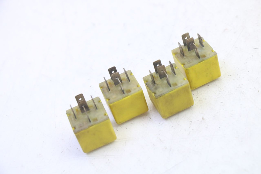 photo de RELE' ELETTRICO PIAGGIO MP3 RL 250 (2006 - 2010) - Zoom sullo stato d'uso