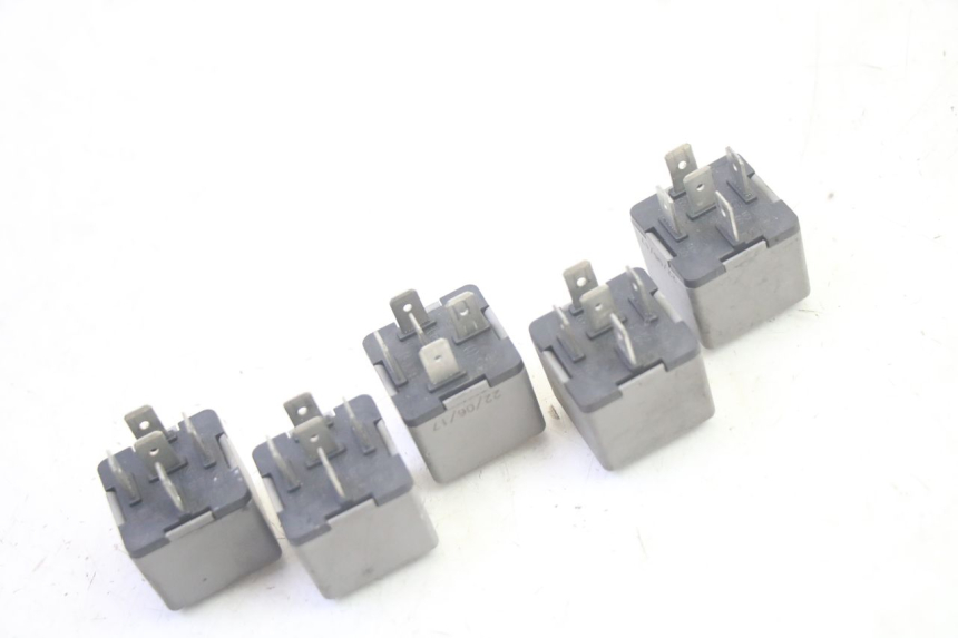 photo de RELE PIAGGIO MP3 500 (2016 - 2018) - Altra angolazione