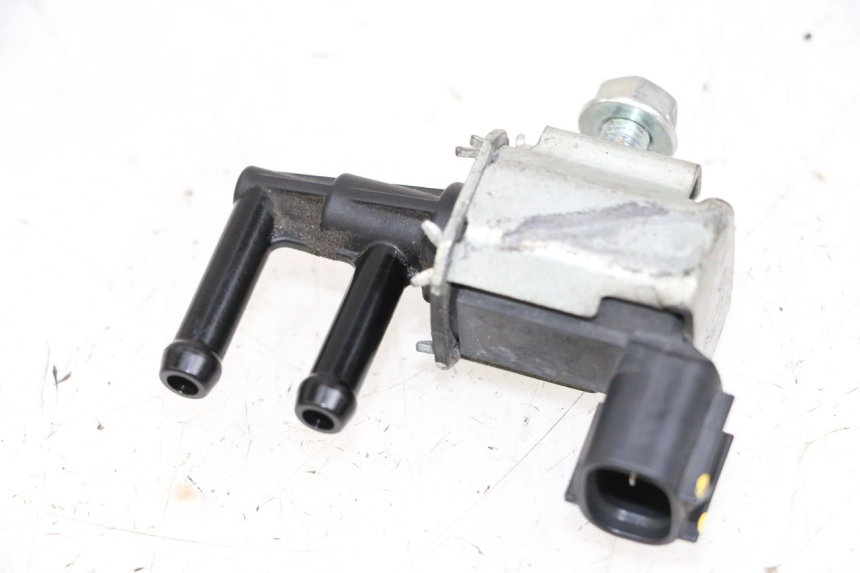 photo de RELE KAWASAKI NINJA 400 (2018 - 2023) - Dettaglio del componente