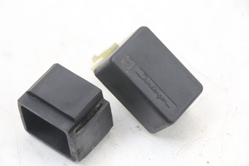 photo de RELE' ELETTRICO HONDA NTV DEAUVILLE 650 (1998 - 2001) - Altra angolazione