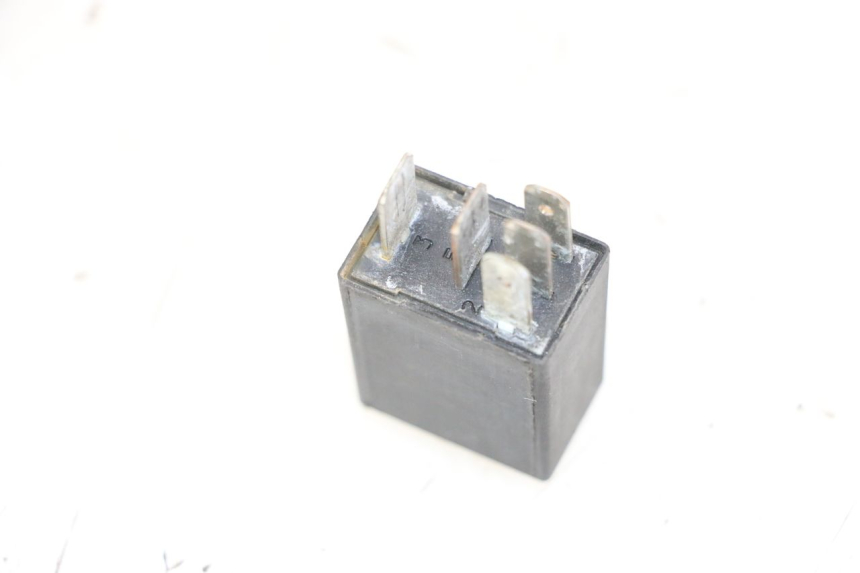 photo de RELE' ELETTRICO PEUGEOT CITYSTAR 50 (2013 - 2017) - Zoom sullo stato d'uso