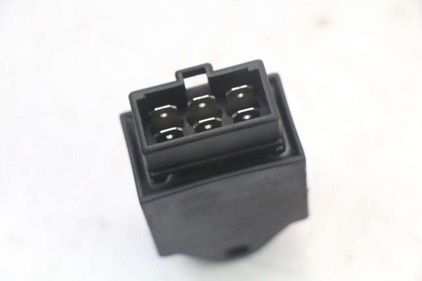 photo de RELE' ELETTRICO PIAGGIO VESPA LX 2T 50 (2005 - 2013) - Zoom sullo stato d'uso