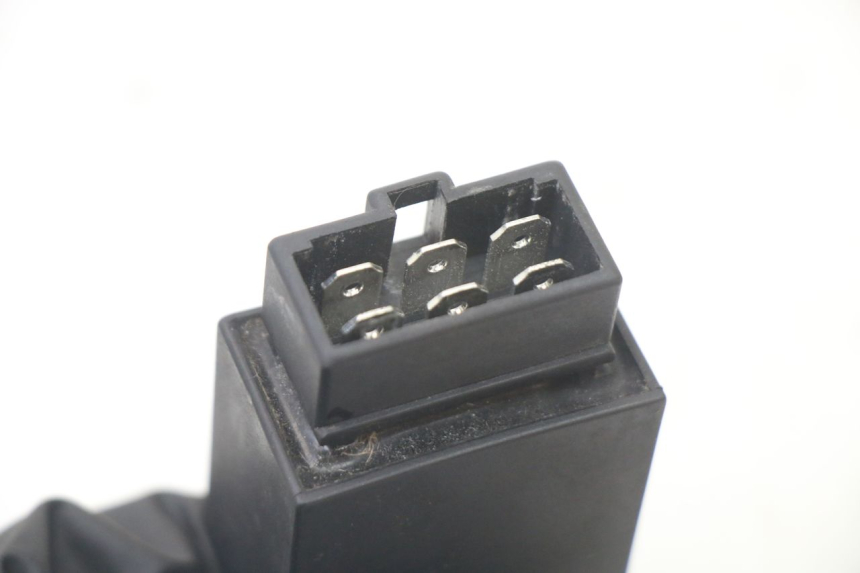 photo de RELÈ ELETTRICO PIAGGIO VESPA S 2T 50 (2007 - 2014) - Zoom sullo stato d'uso