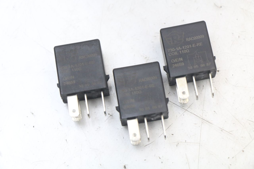 photo de RELE ROYAL ENFIELD CONTINENTAL GT 650 (2019 - 2024) - Dettaglio del componente