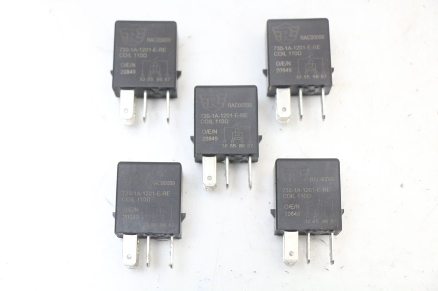 photo de RELE ROYAL ENFIELD SCRAM 411 (2022 - 2024) - Vista principale