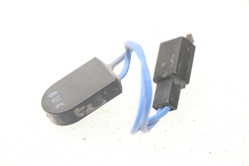 photo de Relè elettrico SUZUKI RV VAN VAN 125 (2003 - 2008) - Vista principale