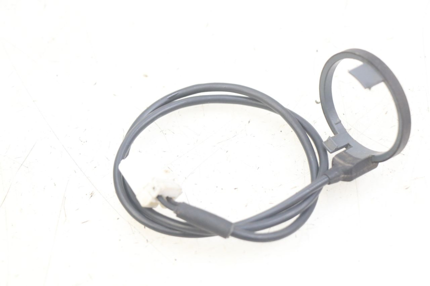 photo de RELE' ELETTRICO PEUGEOT SATELIS 125 (2010 - 2012) - Zoom sullo stato d'uso