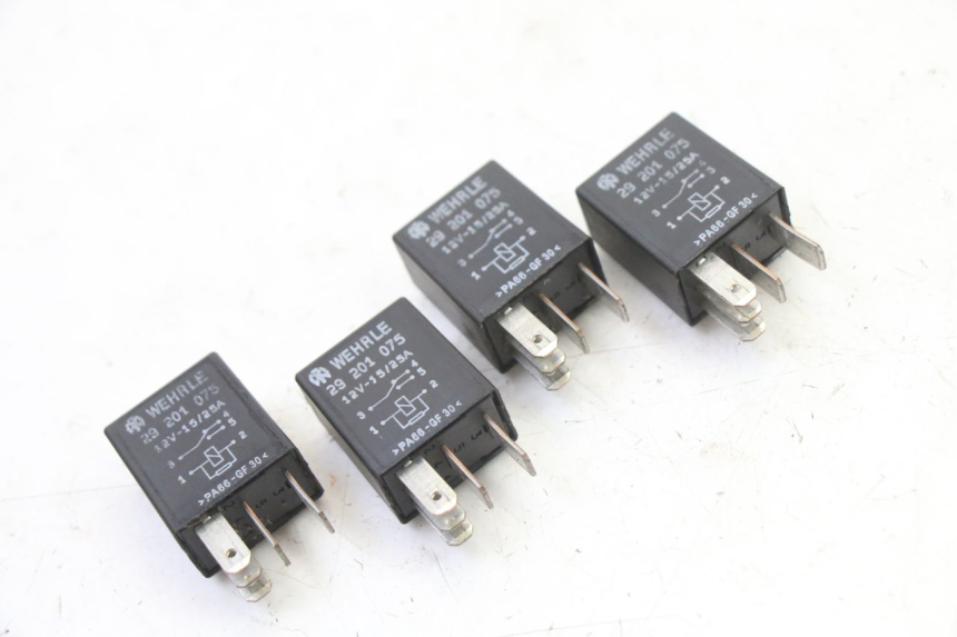 photo de RELE PEUGEOT SATELIS 125 (2013 - 2018) - Dettaglio del componente