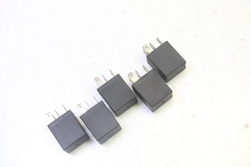 photo de RELE PEUGEOT SATELIS 125 (2013 - 2018) - Dettaglio del componente