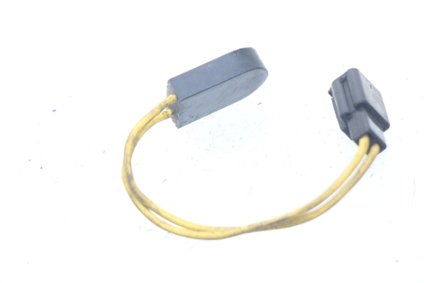 photo de RELÈ ELETTRICO APRILIA SCARABEO GT 125 (1999 - 2007) - Zoom sullo stato d'uso