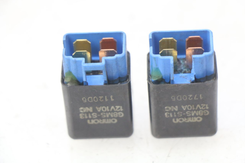 photo de RELE' ELETTRICO SUZUKI SIXTEEN 125 (2008 - 2010) - Dettaglio del componente