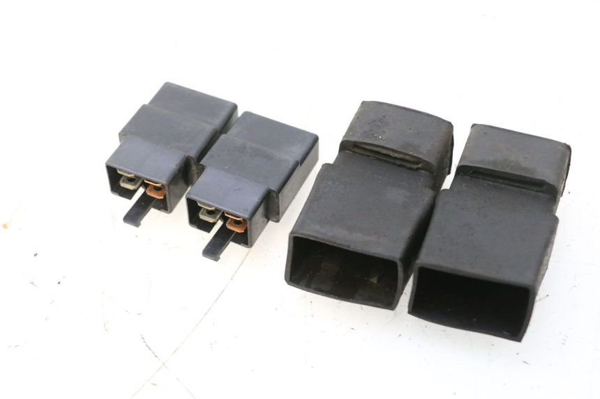 photo de RELE HONDA ST PAN EUROPEAN 1100 (1990 - 2002) - Dettaglio del componente