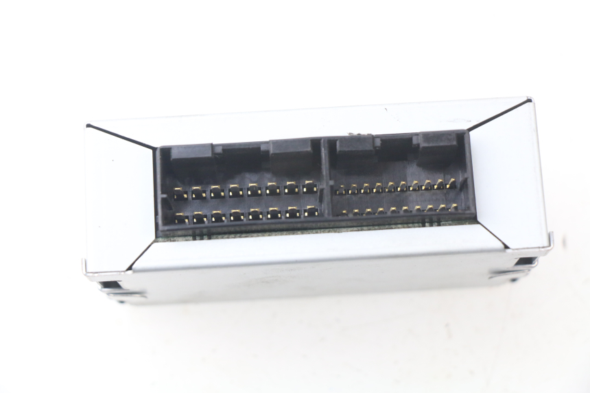 photo de RELE' ELETTRICO YAMAHA TDM ABS 900 (2002 - 2014) - Dettaglio del componente