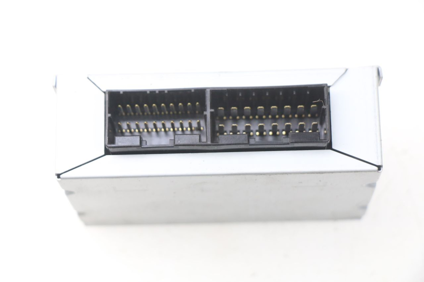 photo de RELE' ELETTRICO YAMAHA TDM ABS 900 (2002 - 2014) - Zoom sullo stato d'uso