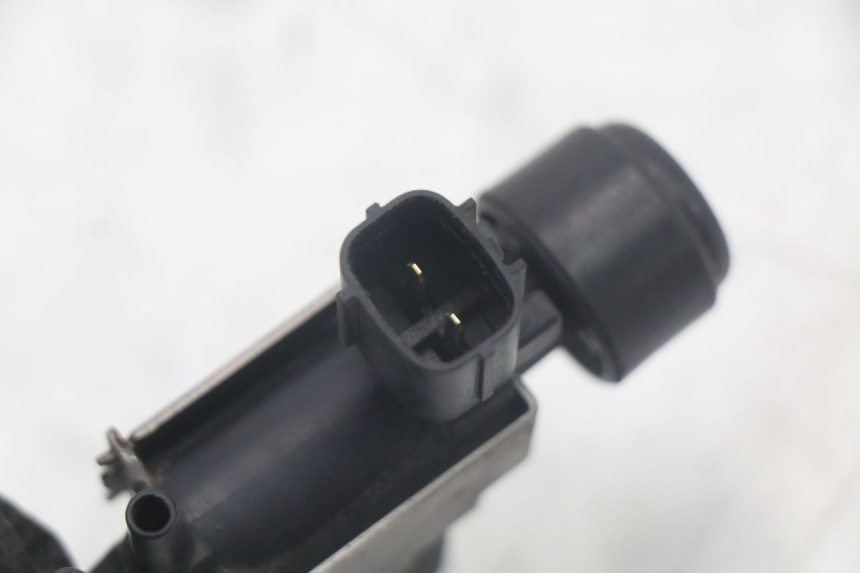 photo de RELE' ELETTRICO YAMAHA TDM ABS 900 (2002 - 2014) - Zoom sullo stato d'uso