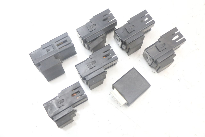 photo de RELE' ELETTRICO YAMAHA TDM ABS 900 (2002 - 2014) - Zoom sullo stato d'uso