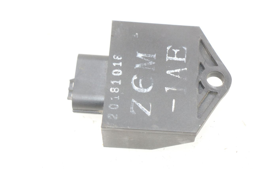 photo de RELE' ELETTRICO PEUGEOT TWEET 4T 50 (2018 - 2022) - Zoom sullo stato d'uso