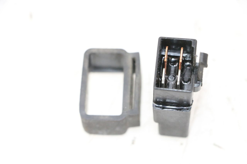 photo de RELE PEUGEOT TWEET PRO CARGO 50 (2018 - 2022) - Zoom sullo stato d'uso